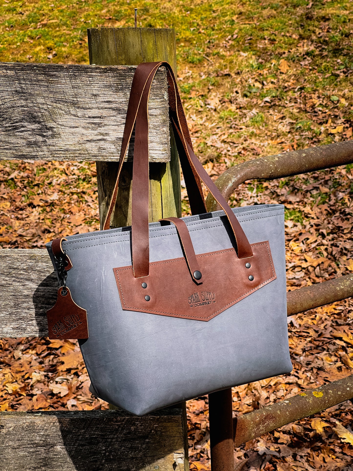 The “Elliott” (Blue with dark brown accents)